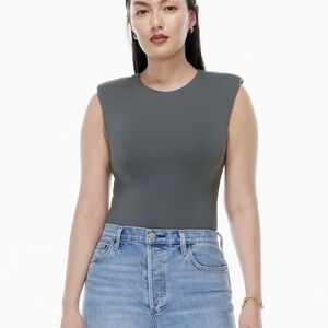 Aritzia Babaton Contour Shoulder Pad Bodysuit